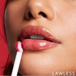 Sephora’s LAWLESS Forget The Filler Lip Plumper Line Smoothing Gloss